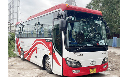 Xe cưới 29 chỗ - Thaco bóng hơi VIP